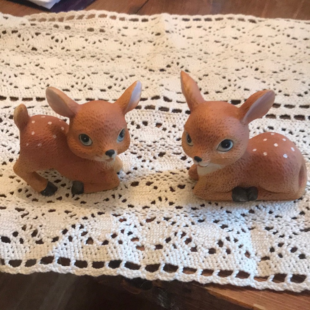Charming Brown Deer Figurines Set